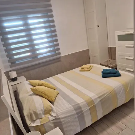 Puerta Del Sol Ii 칼레타데푸스테